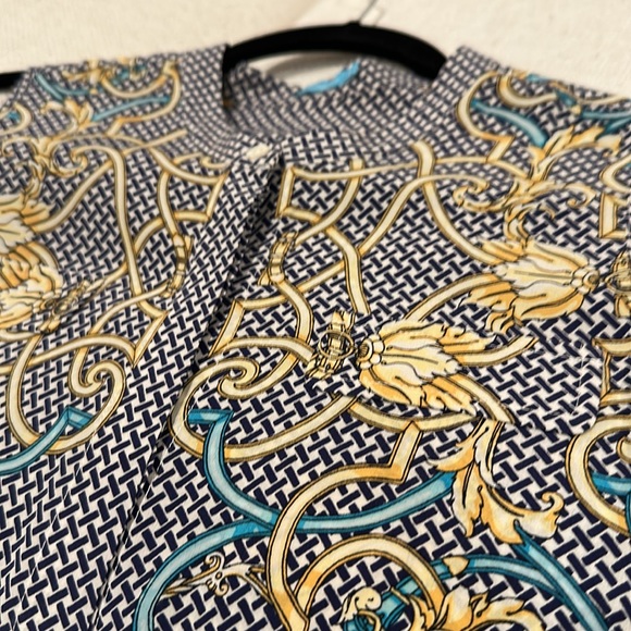 J McLaughlin silk shell size L - Picture 5 of 5